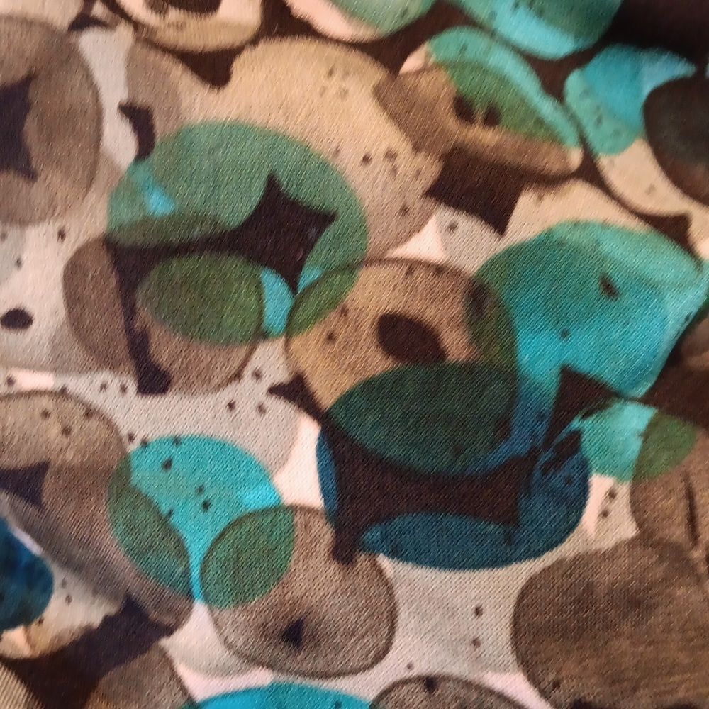 Connected Apparel Woman Soft Knit Dress.Bubbles. Draped Front. - Picture 11 of 11